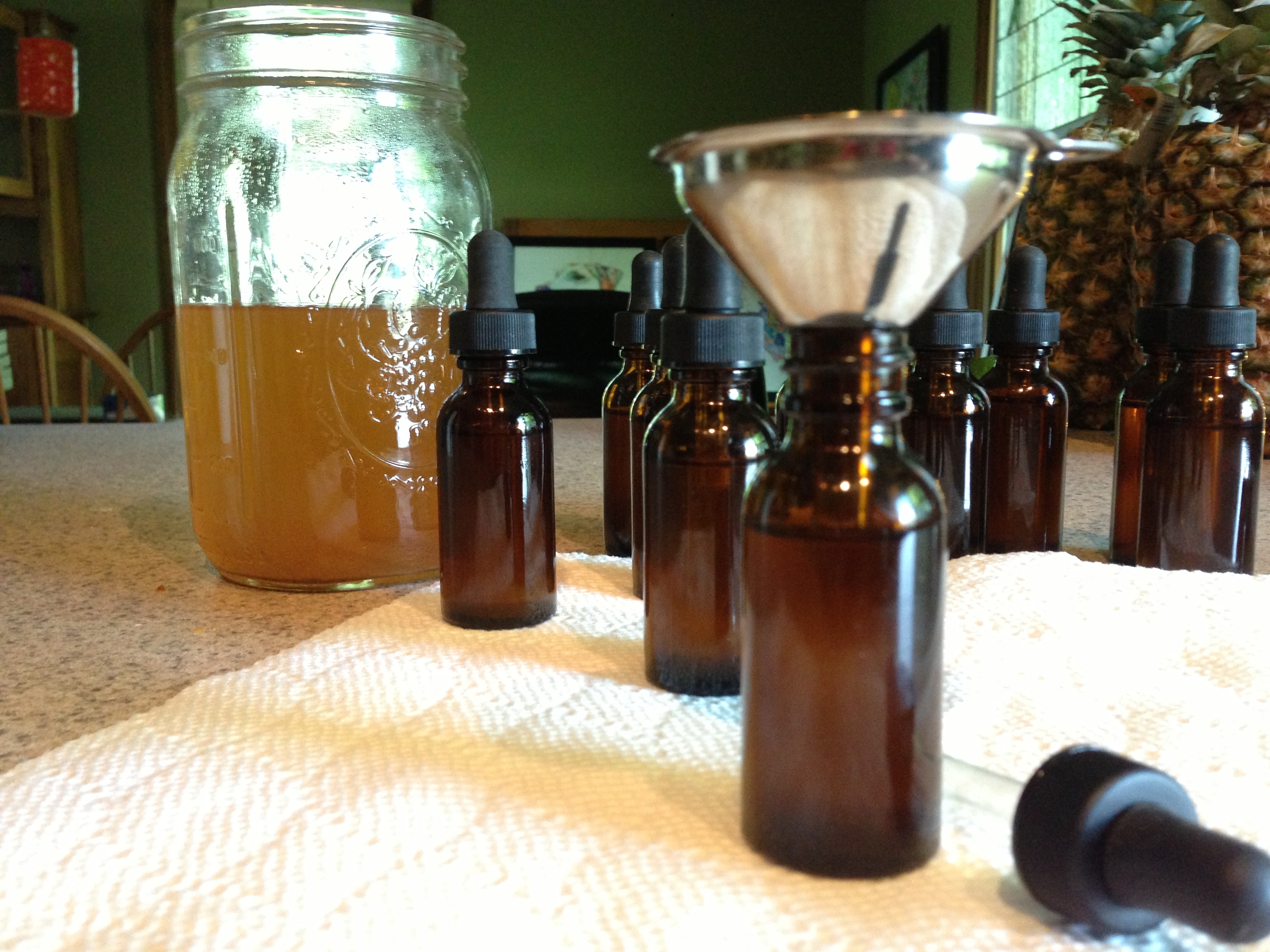 Using Propolis Oil And Tincture